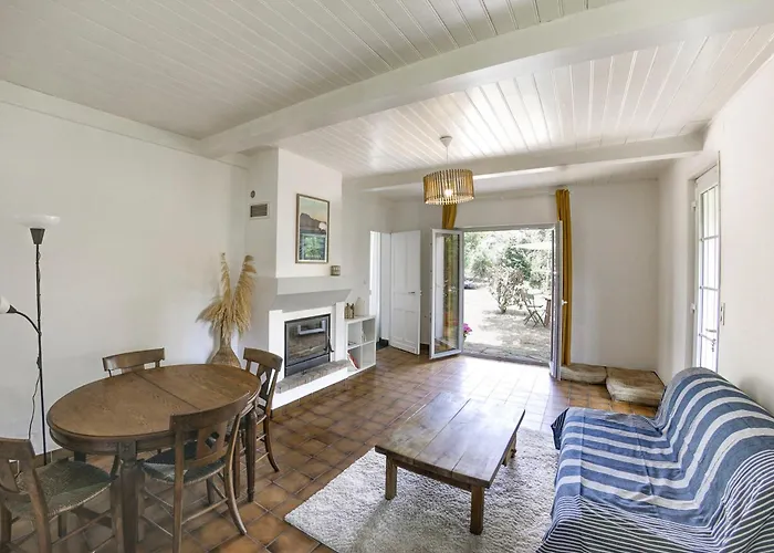 El Dar - A 1 Km De La *